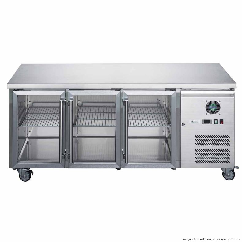 xub7c18g3v-bench-fridge-front